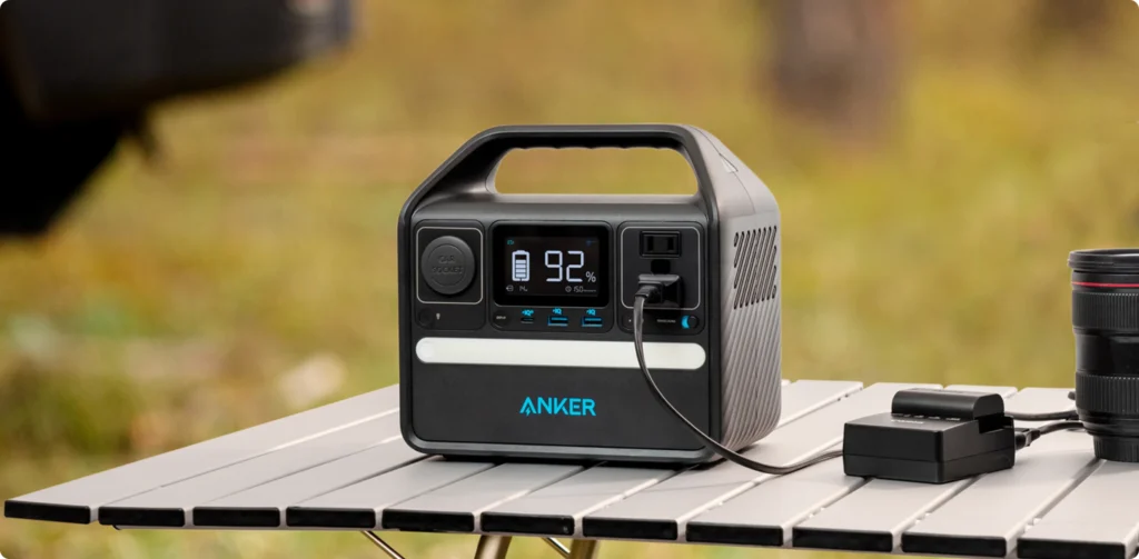 Anker PowerHouse avec batterie de grande capacité pour recharge solaire et stockage d'énergie.